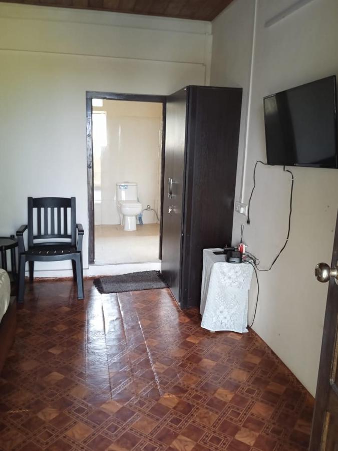 Abode Me Me Ai Haven Hotel Cserrapundzsi Kültér fotó