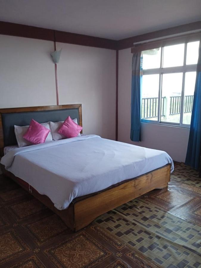 Abode Me Me Ai Haven Hotel Cserrapundzsi Kültér fotó