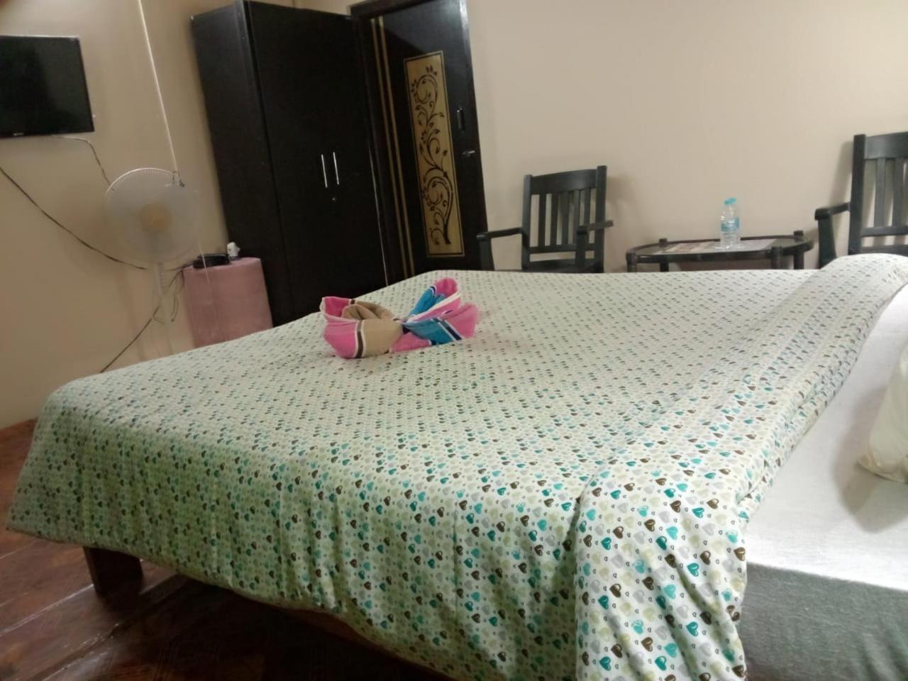 Abode Me Me Ai Haven Hotel Cserrapundzsi Kültér fotó