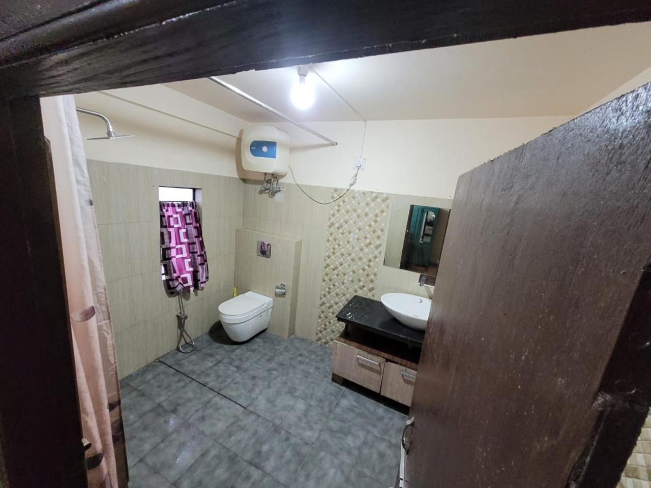 Abode Me Me Ai Haven Hotel Cserrapundzsi Kültér fotó