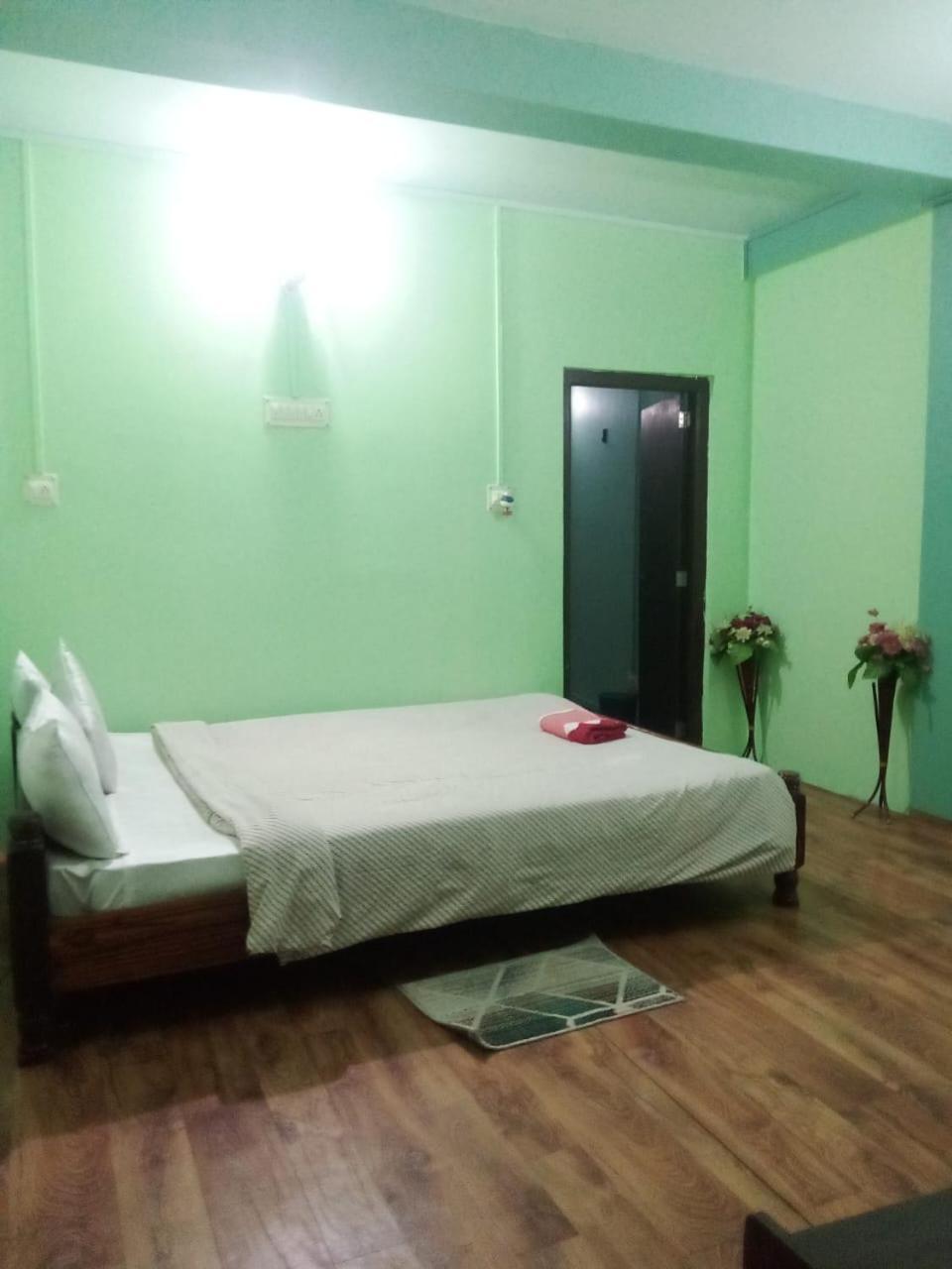 Abode Me Me Ai Haven Hotel Cserrapundzsi Kültér fotó